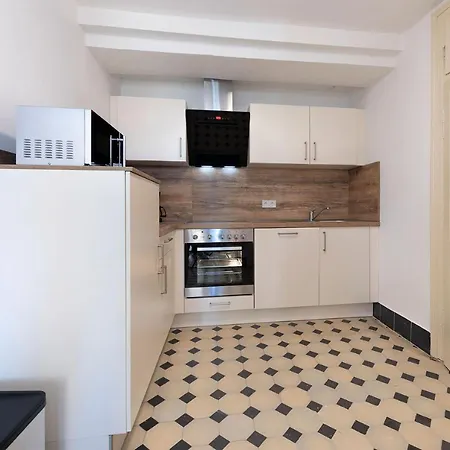 Bedas - Stapel Apartament *